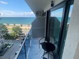 Продается квартира с отдельной спальней на 1й береговой линии - фото 2