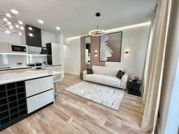 Продаётся новая 3-ёх комнатная квартира в самом сердце старого города