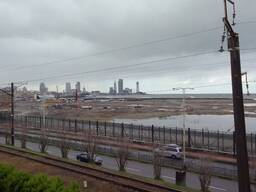 Батуми продаётся 37,43 кв метров чёрные и белые каркасы