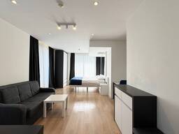 Batumi White Sails Леха и Марии Качинских 5B Ibis студия 56квм