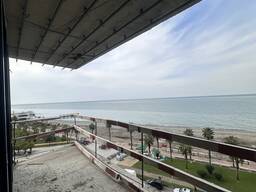 Квартира от собственника, первая линия вид на море.