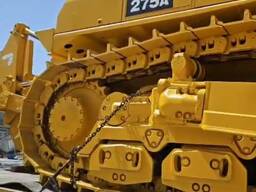 KOMATSU D275A