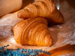 Круассаны классические и с начинками