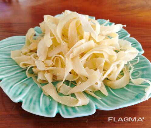 Купить сушеный кальмар стружкой со специями и кунжутом. Поставка в Грузию