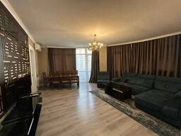 Квартира площадью 100 кв. м, 3 спальни