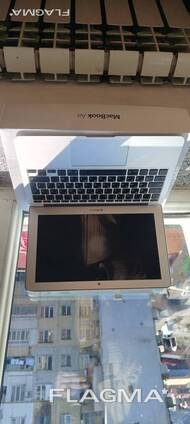 MacBook air 11