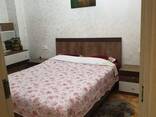 Продается 2-комнатная квартира 53 кв. м в элитном доме на проспекте Руставели в Батуми. - фото 8
