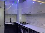 Продается 2-комнатная квартира с отдельной спальней - фото 8