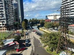 Продается 3-комнатная квартира в Батуми с панорамным видом на море.