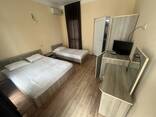 Продается гостиница в Квариати 801 кв. м, ул. Цминда Андрия Пирвелцодебули, 98А - фото 3