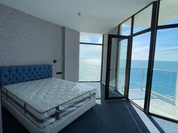 Продается отель 2895 кв. м в Гонио, с хорошим видом на море и панорамными окнами.