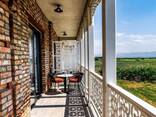 Продам 4* отель с виноградниками и заводом в Грузии - фото 8