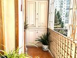 Продаётся 6-комнатная квартира в районе Сабуртало в Тбилиси - фото 6
