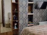 Продаётся просторная 4-комнатная квартира 87 кв. м в Батуми ул. Джавахишвили 61Б - фото 3