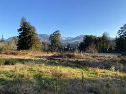 Рядом с Кобулети, продается 10 земельных участков, не сельхозназначения.