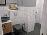 Сдается 3-комнатная квартира в центре Батуми – верхний этаж с террасой и потрясающим видом - фото 5
