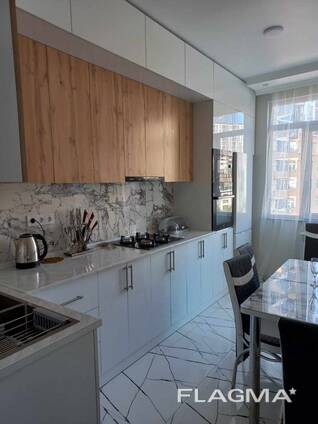 Сдается 5-комнатная квартира, 90 м², Батуми, Улица Петра Багратиони, 165