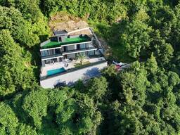 Продается отдельно стоящая вилла с видом на море