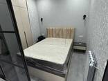 Сдаётся 2-x комнатная квартира 40 кв. м за 550$ в районе нового бульвара на первой линии. - фото 2