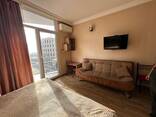 Сдаётся просторная студия 33 кв. м в ORBI SEA TOWER, блок A Батуми - фото 2