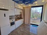 В продаже отдельно стоящий коттедж в коттеджном городке в Адлии - фото 3