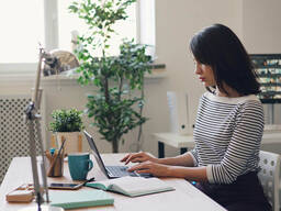 ВНЖ через трудоустройство в Грузии с Georgia Assistant